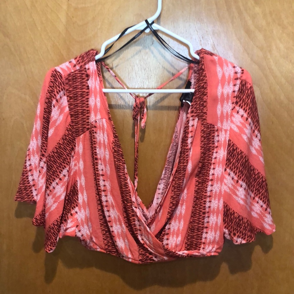 Forever 21 women’s Medium crop top